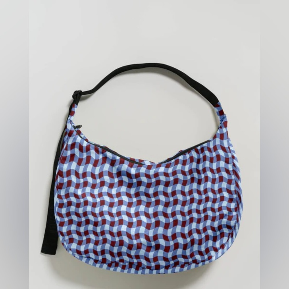 Baggu Medium Crescent Bag - Wavy Gingham